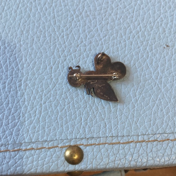 Adorable Bee Brooch for Kids - Adults Sterling Silver Mother of Pearl - Picture 3 of 3